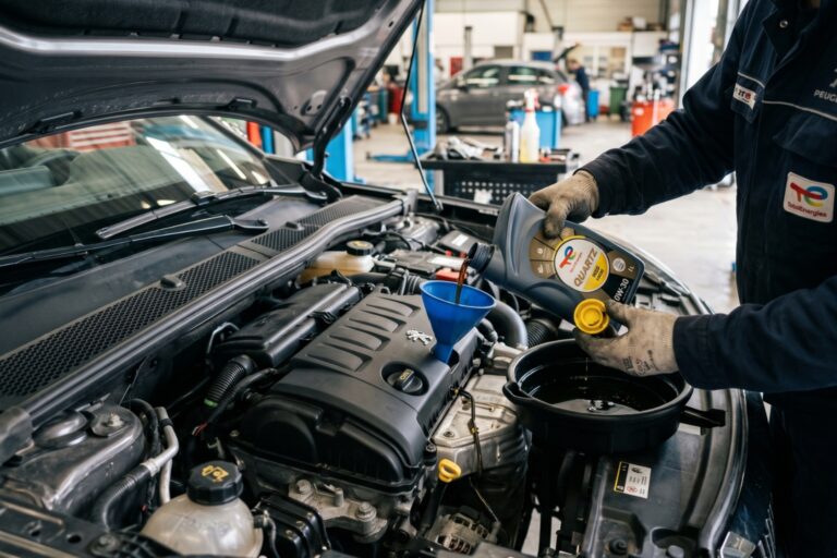 Quelle huile moteur pour une Peugeot 2008 1.2 essence